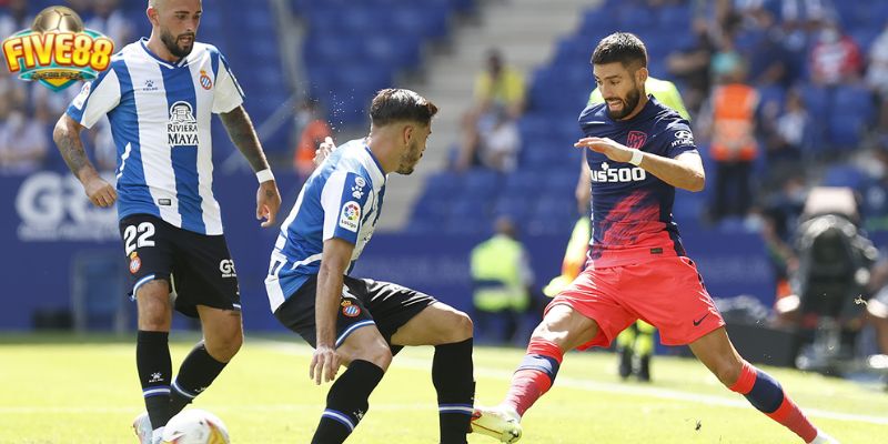 Trận đấu giữa  Atletico với Espanyol